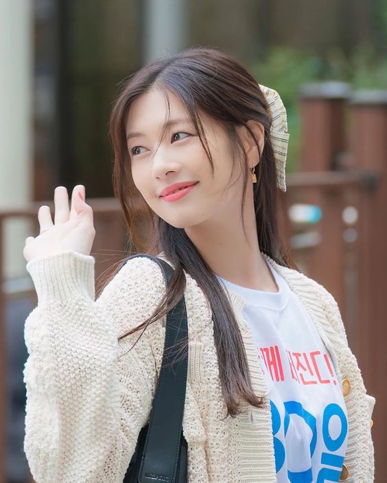  Jung So Min