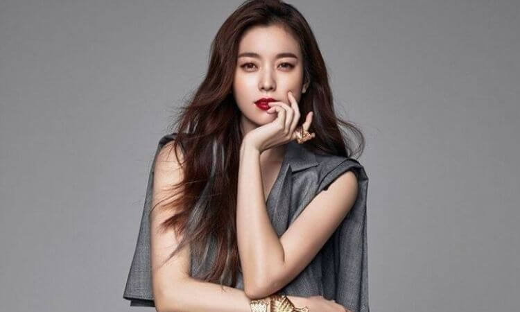 Han Hyo-joo Dating Life in 2025
